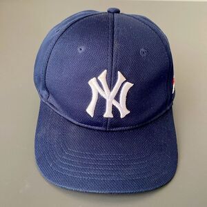 OC Sports Youth MLB Cap NY Yankees Logo Embroidered OS Adjustable Casual Street